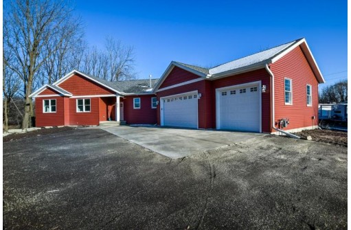 1944 County Road Mm, Fitchburg, WI 53575