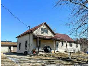 403 Chestnut Street Monona, IA 52159