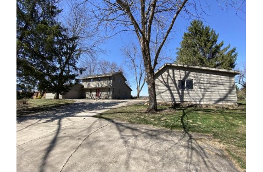 N9085 E Silver Springs Drive, Neshkoro, WI 54960