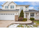 608 Valley View Dr, Stoughton, WI 53589