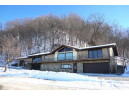 13296 Dugway Road, Glen Haven, WI 53810