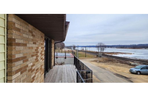 13296 Dugway Road, Glen Haven, WI 53810