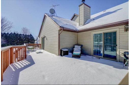 1000 Eric Ln, Waunakee, WI 53597