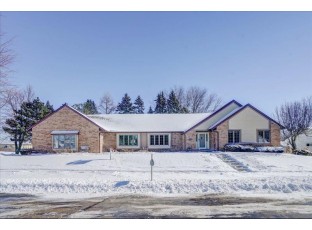 1000 Eric Ln Waunakee, WI 53597