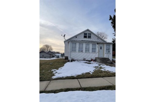 1560 Madison St, Fennimore, WI 53809