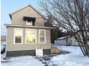 915 De Clark St, Beaver Dam, WI 53916