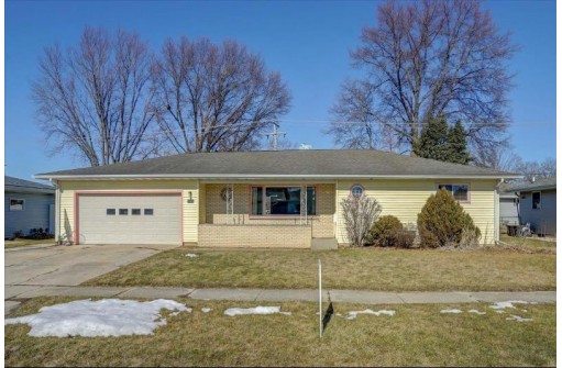 2119 Mt Vernon Ave, Janesville, WI 53545