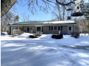 W7516 Klempay Rd, Mauston, WI 53948