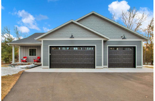 494 St Andrews Tr, Nekoosa, WI 54457