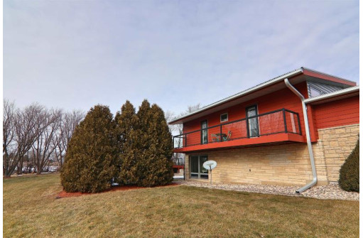 4401 E M-H Townline Rd, Milton, WI 53563