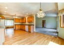 1205 Green Valley Rd, Mount Horeb, WI 53572