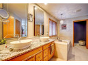 6612 Longhorn Ln, Sun Prairie, WI 53590