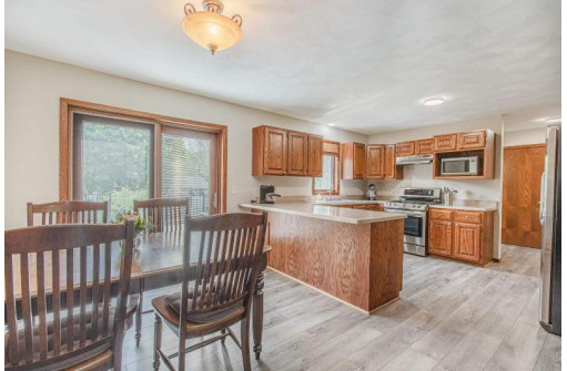 9 Park Crest Court, Madison, WI 53711