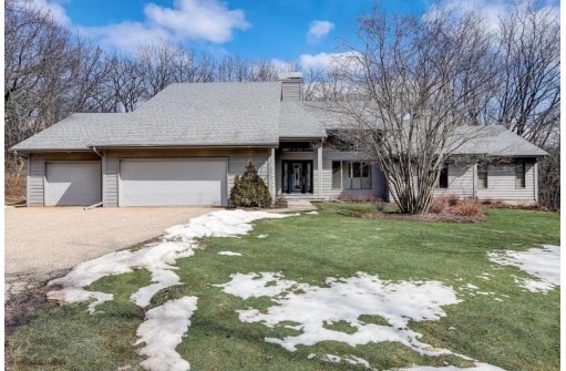 3528 Timber Ln, Cross Plains, WI 53528