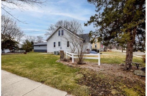 610 S Whitewater Ave, Jefferson, WI 53549