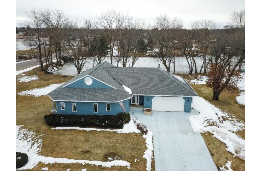 303 Grote St, Mauston, WI 53948