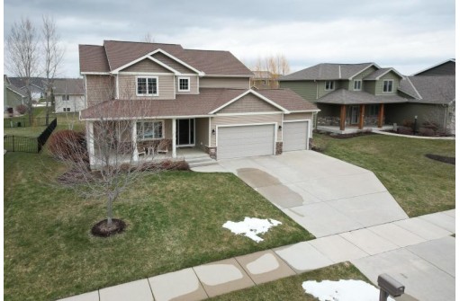 633 Prairie Grass Rd, Oregon, WI 53575