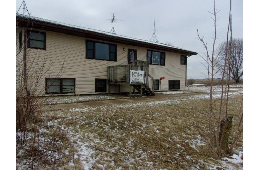 7913-7915 County Road D, Platteville, WI 53818-0000