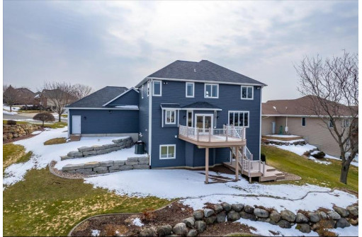 910 Lexington Way, Waunakee, WI 53597