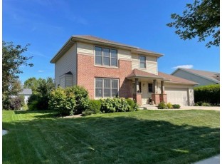 2868 Crinkle Root Dr Fitchburg, WI 53711