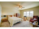 1466 Smithfield Dr, Sun Prairie, WI 53590