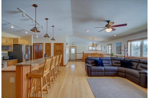 7613 Conifer Court, DeForest, WI 53532