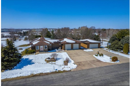 7613 Conifer Court, DeForest, WI 53532