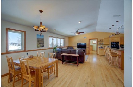 7613 Conifer Court, DeForest, WI 53532