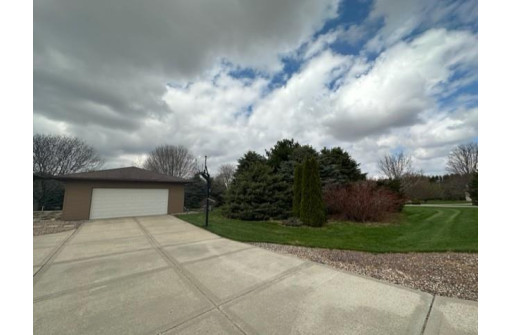 7613 Conifer Court, DeForest, WI 53532