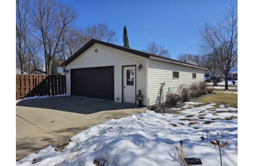 543 E Brown Street, Waupun, WI 53963