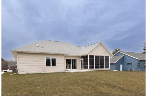 4515 Huntington Avenue, Janesville, WI 53546