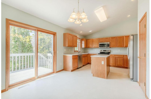 5637 Sandpiper Lane, Madison, WI 53716