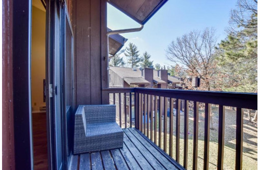 4 Elm Tr, Wisconsin Dells, WI 53965