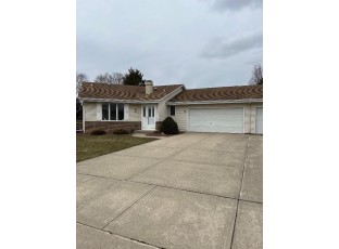 4017 Dorchester Drive 3 Janesville, WI 53546