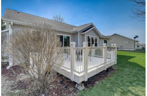 35 S 6th St, Evansville, WI 53536