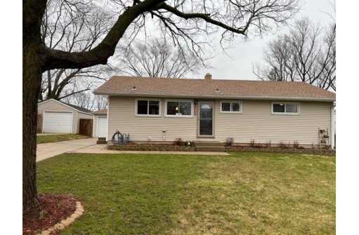 1839 Mckinley Ave, Beloit, WI 53511