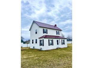 302 E Walnut St Muscoda, WI 53573