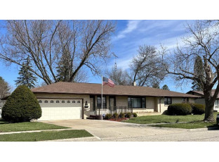 2020 Bond Place Janesville, WI 53548