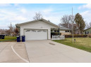 1424 Liberty Ln, Janesville, WI 53545