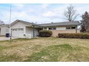 1424 Liberty Ln, Janesville, WI 53545