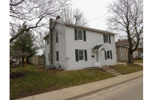 120 E Furnace Street, Platteville, WI 53818