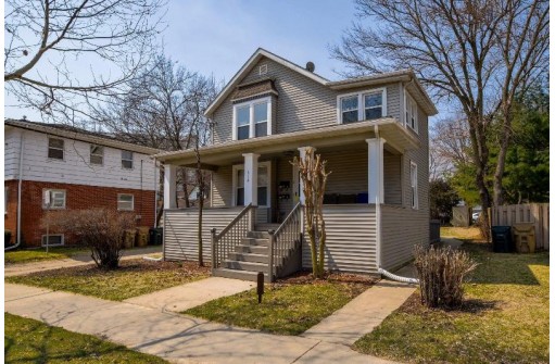 614 S Brooks St, Madison, WI 53715