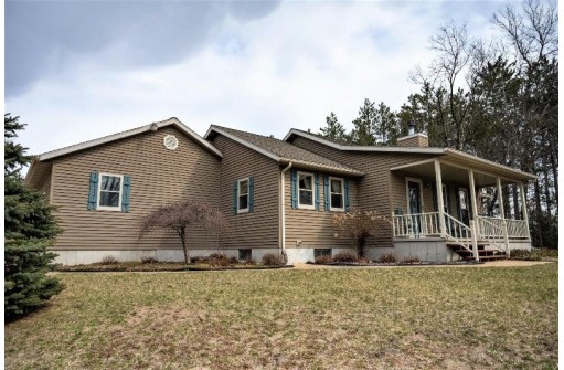 W8030 35th St, New Lisbon, WI 53950