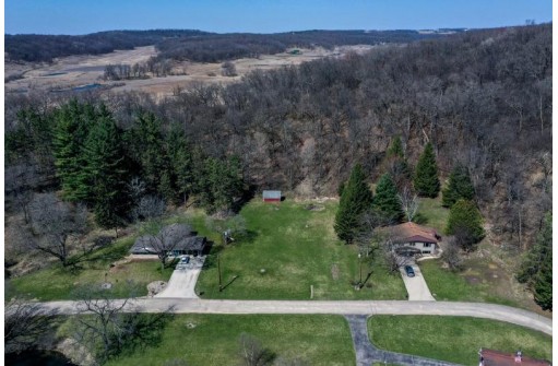 .62 ACRES Sherwood Forest Lane, Cross Plains, WI 53528