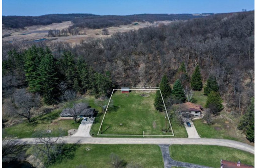 .62 ACRES Sherwood Forest Lane, Cross Plains, WI 53528