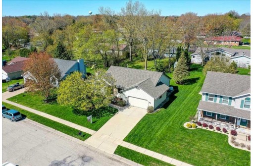 1816 Norse Pky, Stoughton, WI 53589