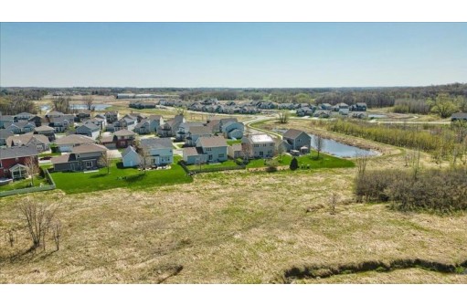 1348 Brown Bear Way, Sun Prairie, WI 53590