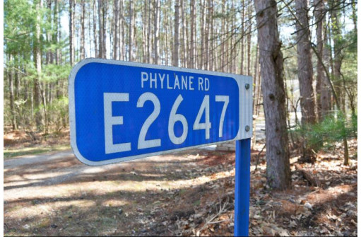 E2647 Phylane Rd, Lone Rock, WI 53556