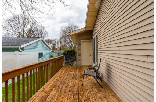 1301 Rae Ln, Madison, WI 53711