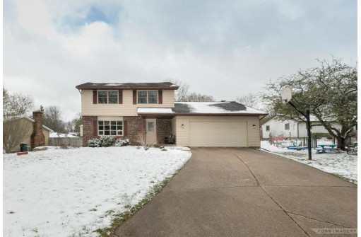 210 Windsor Court, Madison, WI 53714